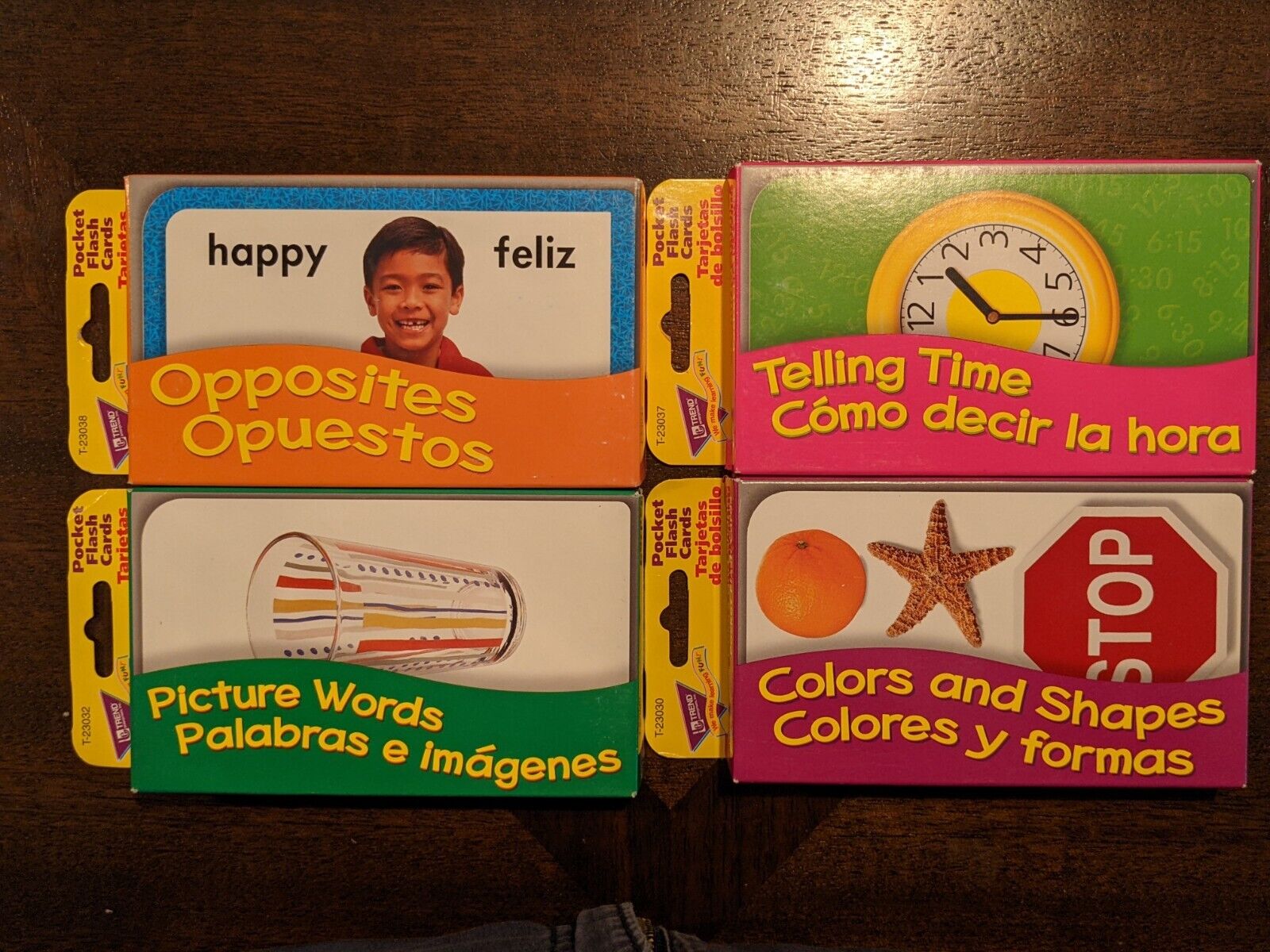 Trend Pocket Flash Cards: English And Spanish. Colors, Time, Opposite, Pictures